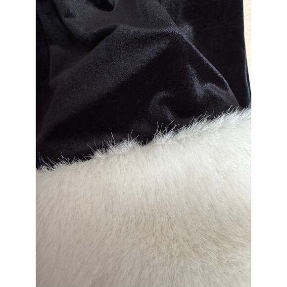 JC PENNY Black Velvet Strapless Mini Dress White Faux Fur Hem Size 5 NWT - Picture 4 of 5